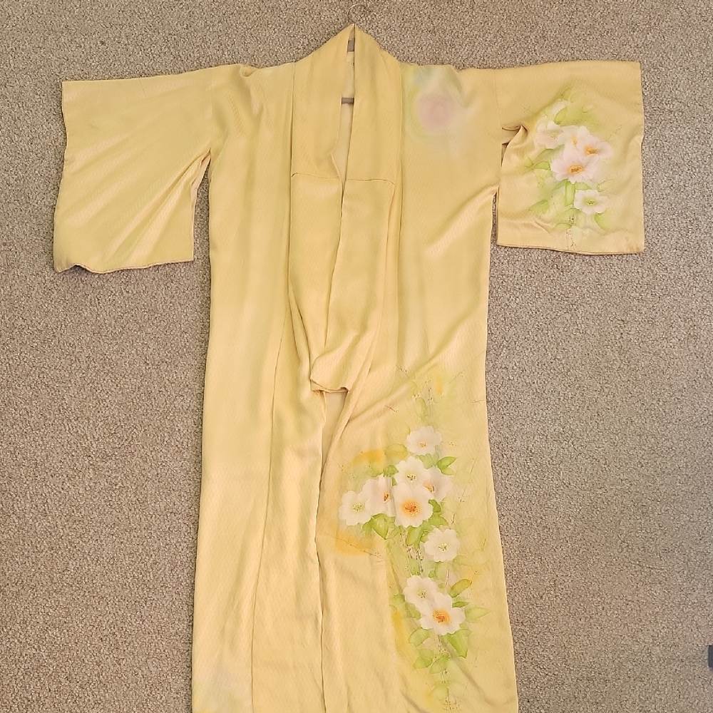 Vintage 1980's Yellow Silk Kimono